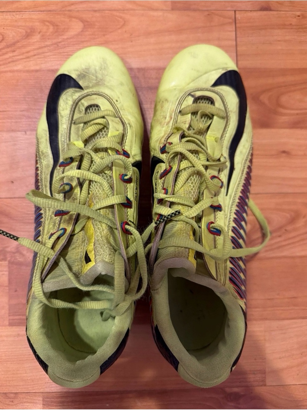 Nike Neon Yellow and Black Men's Athletic Shoes